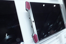 画像ギャラリー No.011のサムネイル画像 / Acer,SIMロックフリーのミドルクラス市場向けAndroidスマートフォン「Liquid Z530」を11月13日に国内発売