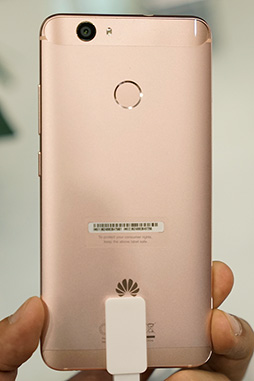 ���������꡼ No.004�Υ���ͥ������ / Huawei�Υߥɥ륯�饹���ޡ��ȥե����HUAWEI nova�ץƥ��ȥ�ݡ��ȡ������䤹�����ɹ��ǥ������ư��⤽������