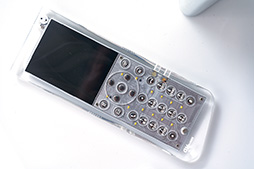 ���������꡼ No.029�Υ���ͥ������ / ���λ���ˤ����ߤ���������Υ��󥻥ץȥ�ǥ���о졣�̿��Ǹ����au Design project 15��ǯ��ǰŸ����ץ�ݡ���