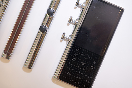 ���������꡼ No.036�Υ���ͥ������ / ���λ���ˤ����ߤ���������Υ��󥻥ץȥ�ǥ���о졣�̿��Ǹ����au Design project 15��ǯ��ǰŸ����ץ�ݡ���