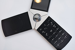 ���������꡼ No.041�Υ���ͥ������ / ���λ���ˤ����ߤ���������Υ��󥻥ץȥ�ǥ���о졣�̿��Ǹ����au Design project 15��ǯ��ǰŸ����ץ�ݡ���