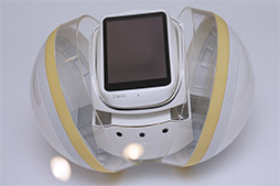 ���������꡼ No.043�Υ���ͥ������ / ���λ���ˤ����ߤ���������Υ��󥻥ץȥ�ǥ���о졣�̿��Ǹ����au Design project 15��ǯ��ǰŸ����ץ�ݡ���