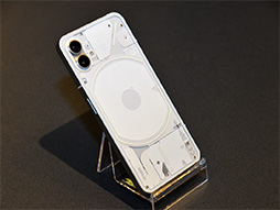画像集#006のサムネイル/デザインに強くこだわったAndroidスマートフォン「Nothing Phone （1）」が国内発売