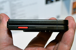 画像ギャラリー No.007のサムネイル画像 / 税込約8万円の折りたたみ式スマートフォン「nubia Flip 5G」が国内発売