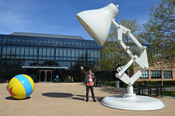 画像ギャラリー No.002のサムネイル画像 / 【西川善司】PS Vitaリファイン版に欲しい機能〜バーチャルリアリティ対応でどうですか