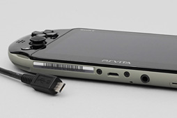 新型ps Vita Pch 00 分解レポート コストダウンと薄型軽量化に向けた努力の跡が窺える