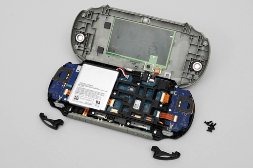 PS Vita 型番 PCH - 2000