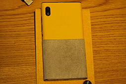 画像集 No.003のサムネイル画像 / Continuum機能にも対応予定のWindows Phone「NuAns Neo」が2016年1月発売