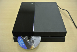 ꡼ No.005 | ƤǹPlayStation 4ưƤߤ쿷줿桼󥿥եܤΡSHARE׵ǽࡼӡդǥݡ