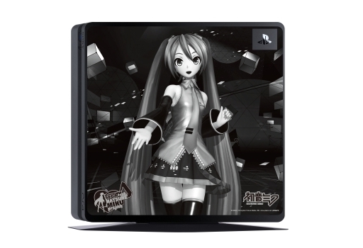 初音ミク」仕様のPS4用トップカバー2種が4月1日に発売。「龍が如く6 命