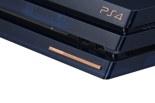 Ps4 Proの濃紺スケルトンデザイン版が8月24日に発売 Playstationハードの累計5億台販売を記念した特別仕様