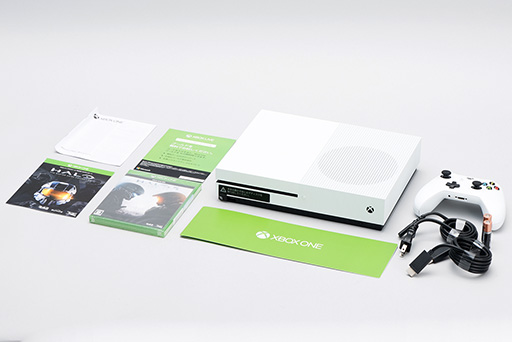 画像集#006のサムネイル/「Xbox One S」分解レポート。内部構造のシンプルさは維持しつつ，カスタムAPUの低消費電力効果を小型化に活かしたマシンだった