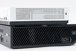 画像集 No.012のサムネイル画像 / 「Xbox One S」分解レポート。内部構造のシンプルさは維持しつつ，カスタムAPUの低消費電力効果を小型化に活かしたマシンだった