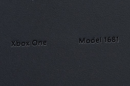 画像集 No.020のサムネイル画像 / 「Xbox One S」分解レポート。内部構造のシンプルさは維持しつつ，カスタムAPUの低消費電力効果を小型化に活かしたマシンだった