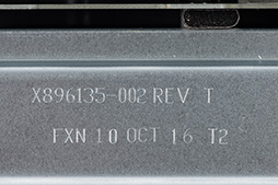 画像集 No.029のサムネイル画像 / 「Xbox One S」分解レポート。内部構造のシンプルさは維持しつつ，カスタムAPUの低消費電力効果を小型化に活かしたマシンだった