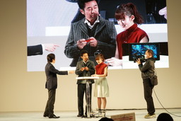 ꡼ No.005Υͥ / Nintendo SwitchθξҲ𥹥ơݡȡͭȤȾ̤ĻҤJoy-ConΤޤޤʵǽȤ1-2-Switchפ路