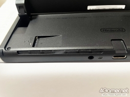 画像ギャラリー No.041のサムネイル画像 / 本日発売「Nintendo Switch(有機ELモデル)」を開封! 映像や本体の仕様は従来モデルと何が違うのか,写真や動画で比較してみた