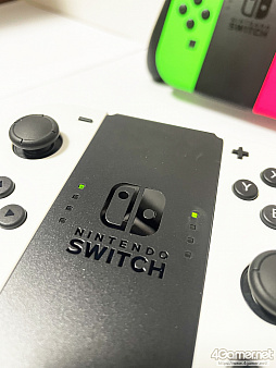 画像ギャラリー No.045のサムネイル画像 / 本日発売「Nintendo Switch(有機ELモデル)」を開封! 映像や本体の仕様は従来モデルと何が違うのか,写真や動画で比較してみた