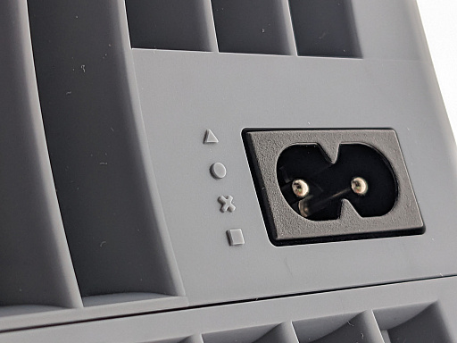 ꡼ No.009 | SIEʥ󥹤ФΡPlayStation 30ǯ˥С꡼ 쥯סɽ̽ϤäѤ겿㤦