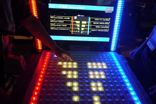 ꡼ No.012Υͥ / Ƴꡤ̵Υܥ򲡤ƿؼ򤹤롣BitSummitǸĤȤäͷ֥ˡʥǥ2ܤݡȡBitSummit