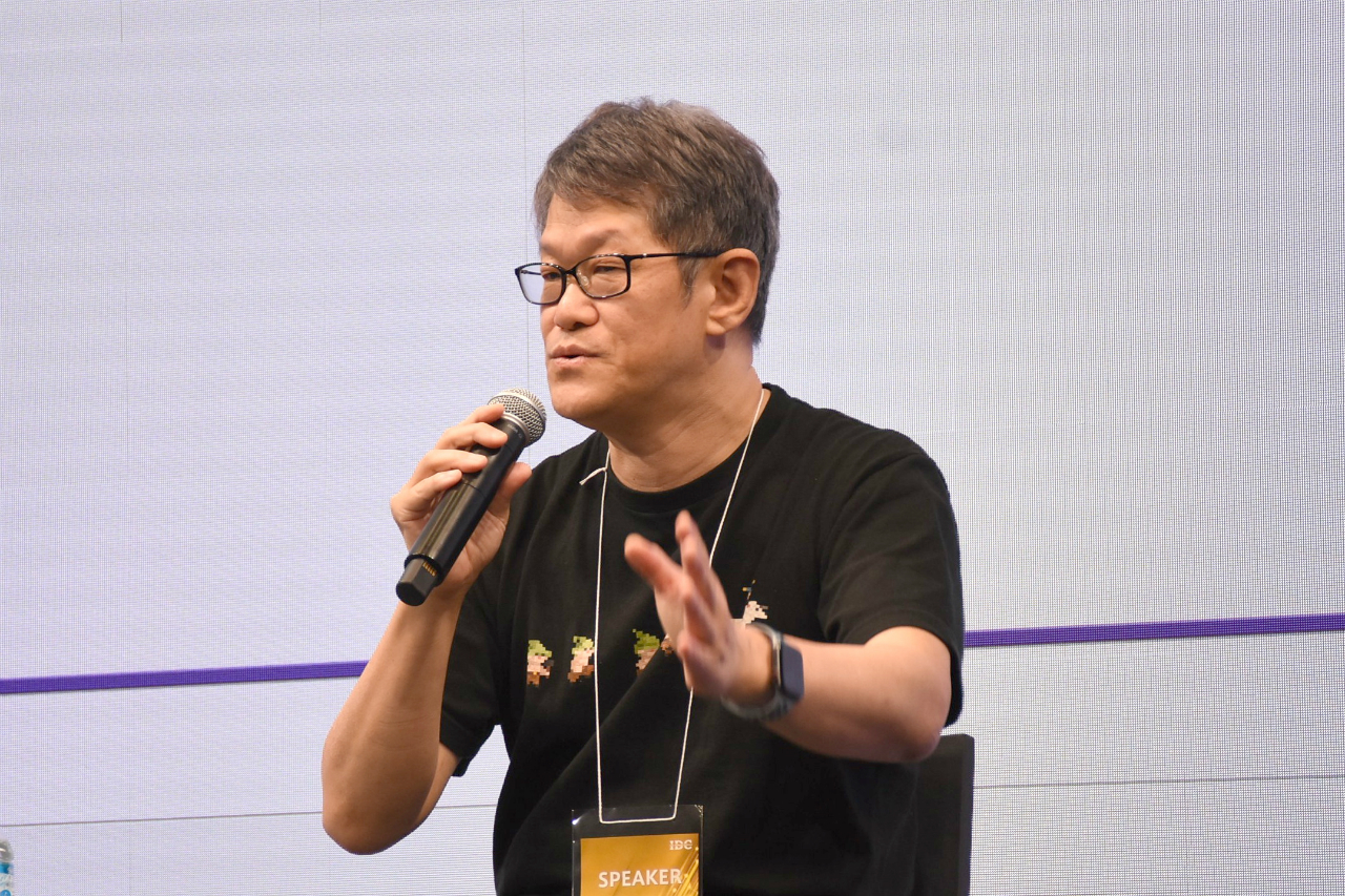 ꡼ No.004 | ѥ֥åϡǥΤɤ򸫤ƷΤҤθ򤬽Ҥ٤줿̲ݡȡIDC2025