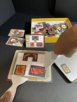 画像ギャラリー No.006のサムネイル画像 / 鉄板焼きを作るボードゲーム「TeppanDo」がKickstarterでキャンペーン展開中。衛生第一素手厳禁,ヘラを使って食材カードをうまくひっくり返そう