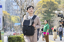 画像ギャラリー No.028のサムネイル画像 / 「ポケモン30周年バーガー」,マクドナルドで7月22日より期間限定で販売。CMにはSHAKAさん,吉沢 亮さんが出演