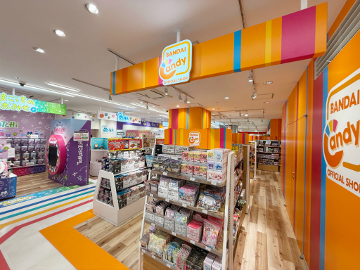 ���������꡼ No.023�Υ���ͥ������ / �Х�����ʥॳ���θ�������åס֥Х�����ʥॳ Cross Store�פ���ë�˥����ץ󡣥ե����奢����֤��������ޤ��ä��ʤɤ�����������