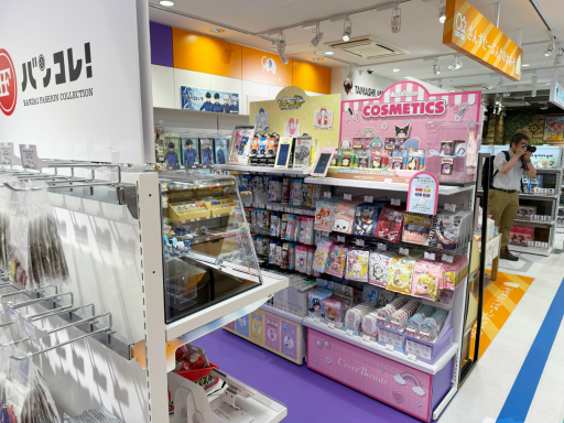 ���������꡼ No.025�Υ���ͥ������ / �Х�����ʥॳ���θ�������åס֥Х�����ʥॳ Cross Store�פ���ë�˥����ץ󡣥ե����奢����֤��������ޤ��ä��ʤɤ�����������