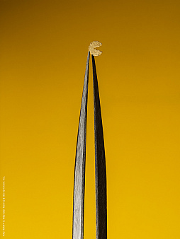 画像ギャラリー No.004のサムネイル画像 / Krayon，15本限定の「パックマン」高級腕時計を発表。文字盤でパックマンとゴーストが追いかけっこ，日が落ちるとゴーストが青ざめる