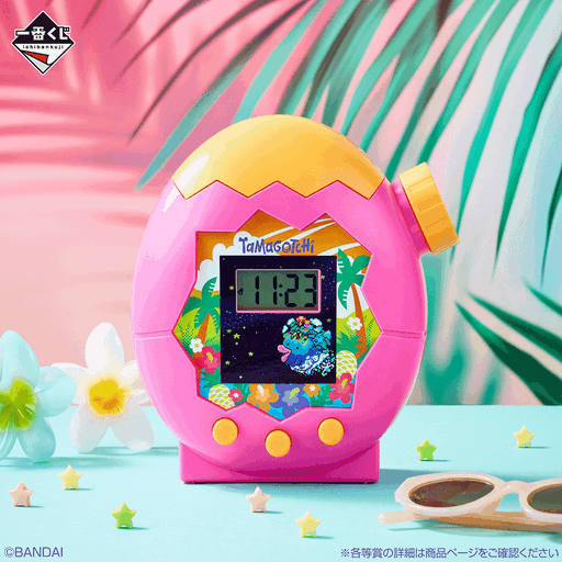 画像ギャラリー No.001のサムネイル画像 / 「一番くじ たまごっち〜ぐるぐる発見!Tamagotchi Paradise!〜」全ラインナップを公開。でかべびまるっちブランケットinクッションなどが登場
