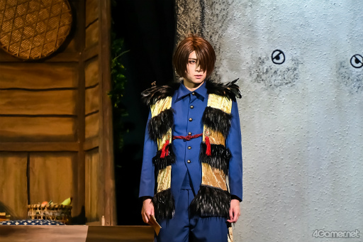 画像ギャラリー No.016のサムネイル画像 / 鬼太郎が下駄で花道を駆ける! 荒牧慶彦さんら豪華キャストで描く奇奇怪怪な世界――「舞台『ゲゲゲの鬼太郎2025』」ゲネプロレポート