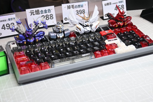 ���������꡼ No.028�Υ���ͥ������ / �������Υ���ǥ��������।�٥�ȡ�WePlay Expo 2025�פ����롣�����ܡ���Ÿ�����ZFX�פȹ�Ʊ���Ťǡ���쵬�Ϥ�1.5��Ķ�ˡ�WePlay2025��