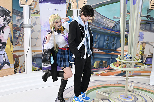 ���������꡼ No.037�Υ���ͥ������ / �֥��ߥå��ޡ����å�107�ץ�ݡ���NIKKE�פ�֥��ƥ饽��ס֥֥饦�������2�פʤɤΥ֡����Ǹ��������ץ쥤�䡼�򻣱Ƥ��Ƥ���