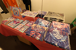 画像ギャラリー No.016のサムネイル画像 / じゃむさんっぽいど氏の個展「じゃむじゃむらんど-ひとり同人誌即売会」へ突撃! ゲームキャラの彼シャツを実際に嗅ぐ体験が新鮮すぎる