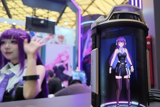 画像ギャラリー No.008のサムネイル画像 / 中国発のAIキャラクターポッド「Dipal D1」，VRMやFBXなどのモデルを導入でき，自由にカスタマイズできる。日本語にも対応し，値段は約16万円［CJ2026］
