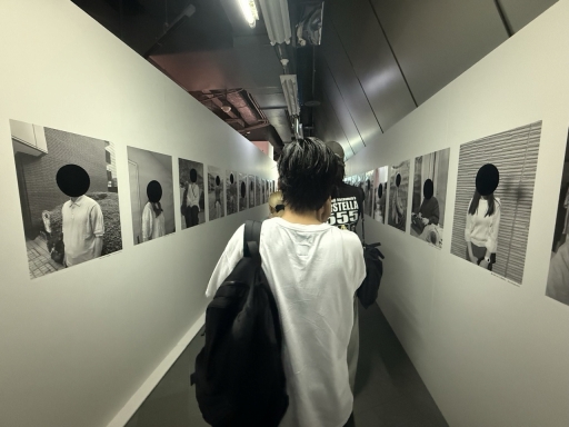 ���������꡼ No.002�Υ���ͥ������ / ��ë�ǡֶ��ݿ�Ÿ�׳����档�ͤκ���ˤ���ȶ���ɤ˿��졤��ʬ��¾�Ԥ��Ǥ��Ф����Ÿ���θ�