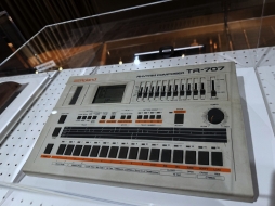 画像ギャラリー No.009のサムネイル画像 / ゲーム感覚で音を集め,学び,奏でて遊ぶ。音楽がテーマの体験型イベント「DigiWave POP UP 2025」,渋谷の404 Not Foundで開催中