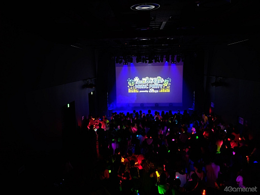 画像ギャラリー No.034のサムネイル画像 / 屋台や盆踊りで盛り上がった「うた☆プリ夏祭り」＆パフォーマンスと曲に浸る音楽イベント「うたの☆プリンスさまっ♪MUSIC PARTY powered by aninight」レポート