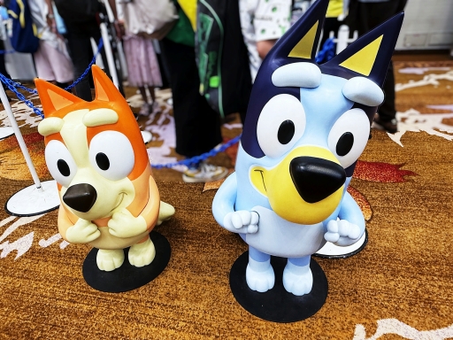 画像ギャラリー No.010のサムネイル画像 / 「ブルーイのハッピースナップ」を親子で遊んできた！　アニメそのままの世界でブルーイになって，写真を撮ったり自由に遊んだり［TGS2026］