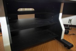 画像ギャラリー No.036のサムネイル画像 / アーケードゲーマーの夢がついに実現。自宅をゲーセンに変える“アーケード筐体風”ゲームデスク「XAC-1」組み立て&試用レポート