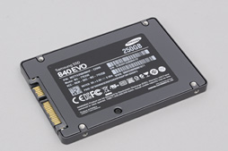 画像ギャラリー No.004のサムネイル画像 / 「SSD 840 EVO」レビュー。SamsungのTLC採用SSD第2弾の特性を徹底的に分析してみる