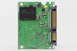 画像ギャラリー No.011のサムネイル画像 / 「SSD 840 EVO」レビュー。SamsungのTLC採用SSD第2弾の特性を徹底的に分析してみる