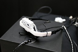 画像ギャラリー No.019のサムネイル画像 / CEATEC JAPAN 2013レポート。4K/8K時代に向けて鎬を削る各社の最新ディスプレイデバイスを紹介