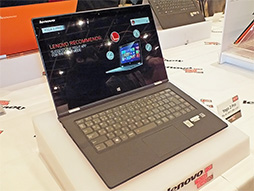 画像ギャラリー No.008のサムネイル画像 / Lenovo,持たずに使えるスタンド付きAndroidタブレット「YOGA TABLET」を発表。国内展開予定のゲーマー向けPCもちら見せ