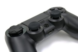 画像集#027のサムネイル/アンサー,縦置きスタンドなどPS4用周辺機器6製品を2月22日発売