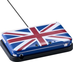 画像ギャラリー No.006のサムネイル画像 / イギリス国旗をモチーフにした3DS LL用ハードカバー全3種が3月4日に発売