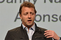 ꡼ No.023Υͥ / GTC 2014ϿͷݽĤPixarNVIDIAGPUȥ॰եåѤCGĶΥꥢ륿ಽܻؤ