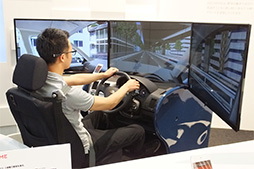 画像集#004のサムネイル/JINS,視線移動やまばたきを検出してスマホアプリを動かせる眼鏡「JINS MEME」を発表