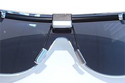 画像集#006のサムネイル/JINS,視線移動やまばたきを検出してスマホアプリを動かせる眼鏡「JINS MEME」を発表